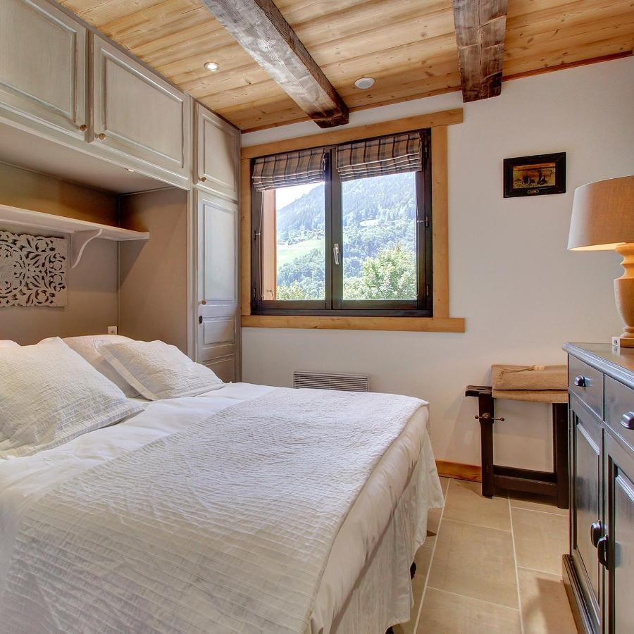 L'Ours Blanc Lodge Le Biot Bagian luar foto
