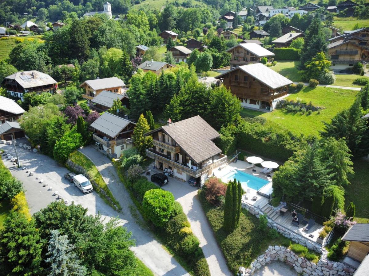 L'Ours Blanc Lodge Le Biot Bagian luar foto