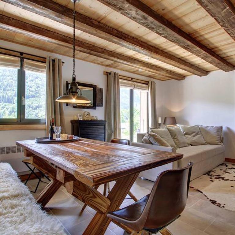L'Ours Blanc Lodge Le Biot Bagian luar foto