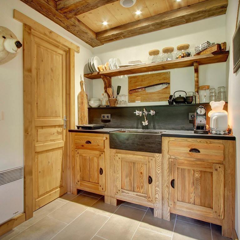 L'Ours Blanc Lodge Le Biot Bagian luar foto