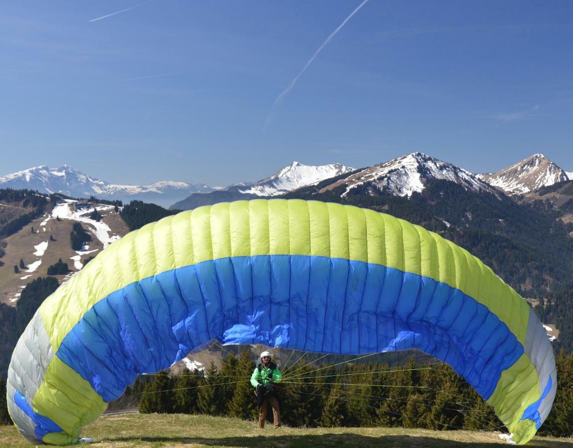 L'Ours Blanc Lodge Le Biot Bagian luar foto