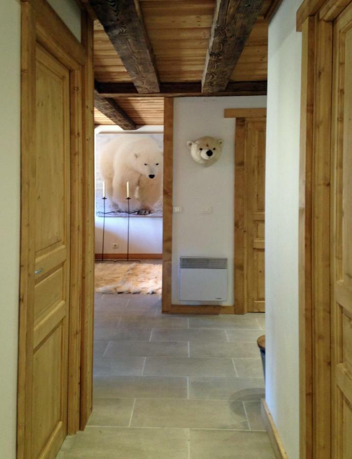 L'Ours Blanc Lodge Le Biot Bagian luar foto